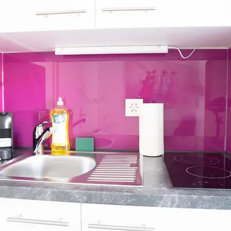 Cozy Urban In The Be-27 Zürich